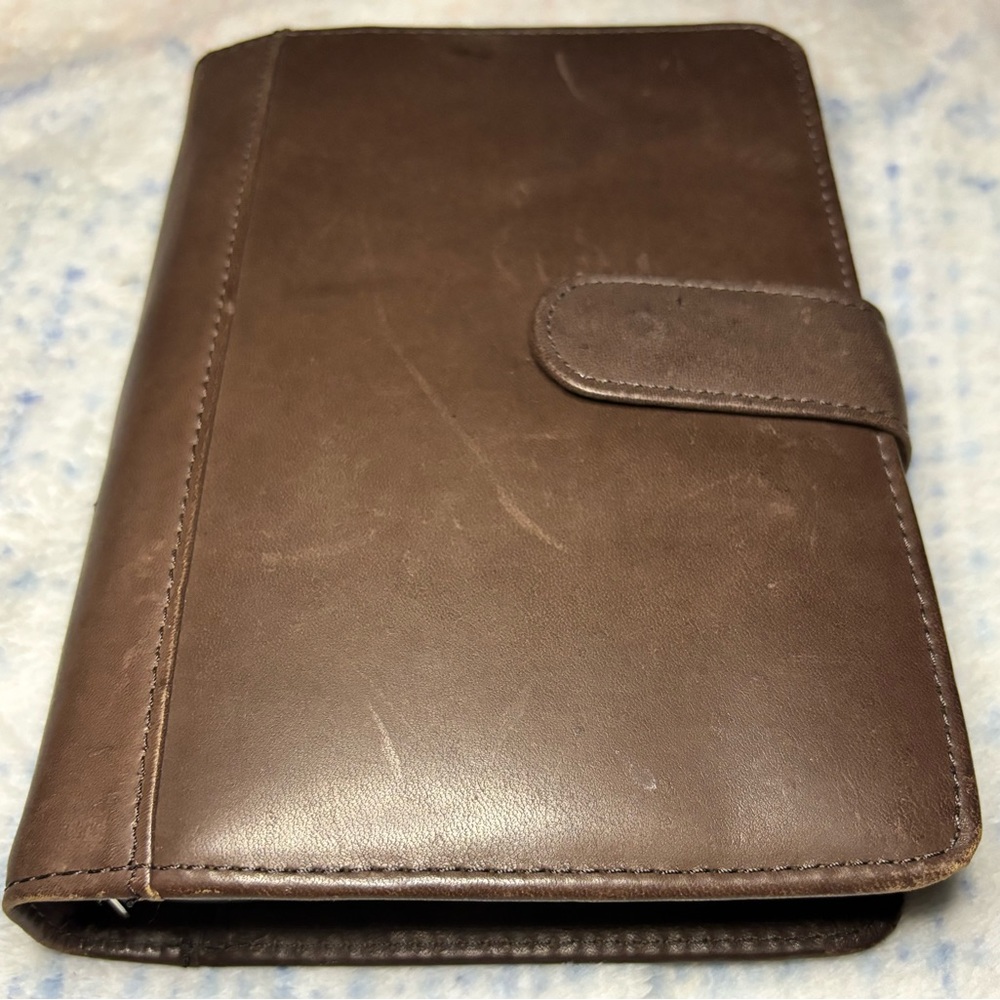 Vintage Wilsons Brown Leather 
Planner